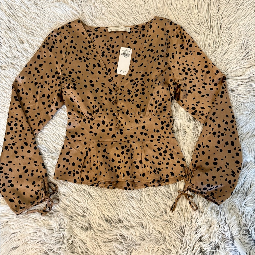 Abercrombie & Fitch Brown and Black Leopard Silky V Neck Peplum Cinched Top